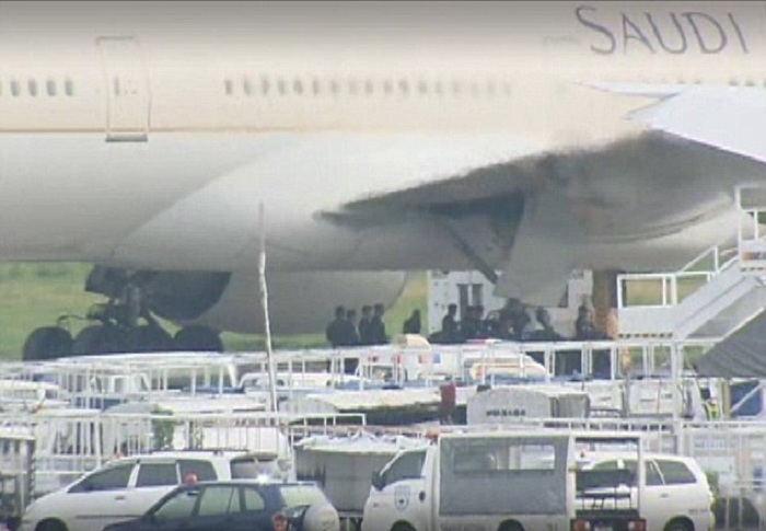Saudi Airlines jet is `isolated` at Manila airport over hijack fears - VIDEO
